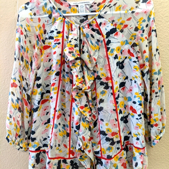 DVF Blouse - Picture 1 of 5